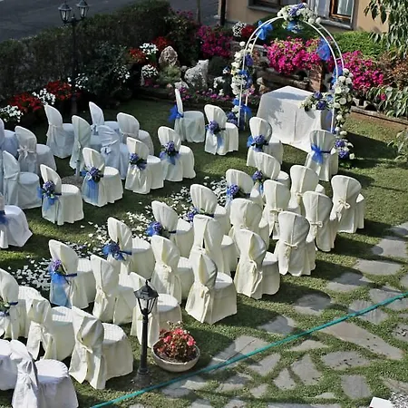 Affitta Il Commercio 3*